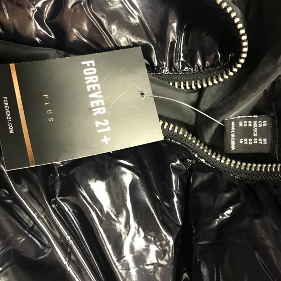 F21 PLUS SIZE black shiny hooded puffer parka coat jacket burgundy red fox fur - Picture 9 of 9